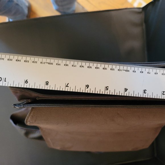 Man Purse/Satchel Bag - Picture 6 of 9